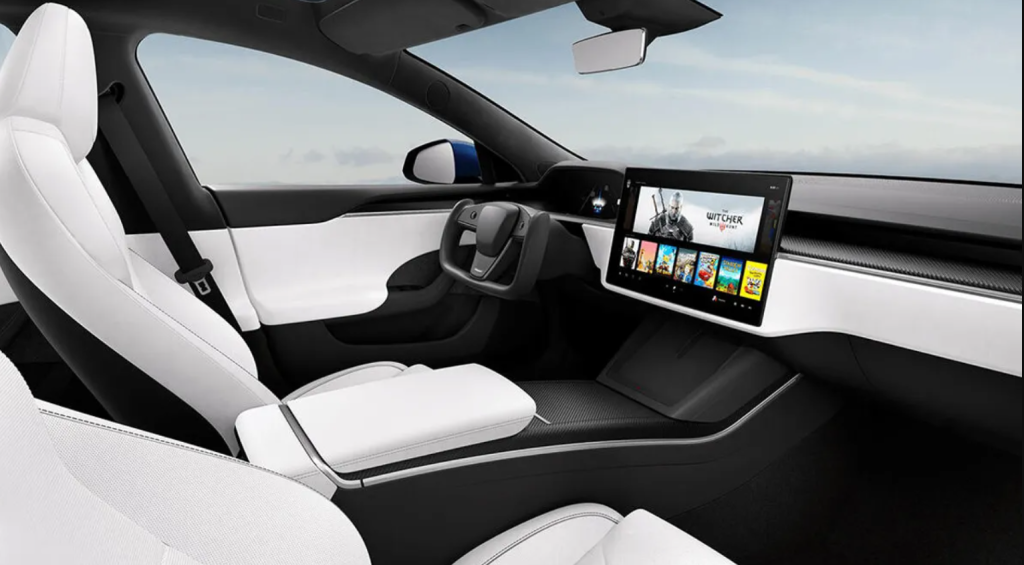 The Interior of the Tesla Model S: Why It's the Best