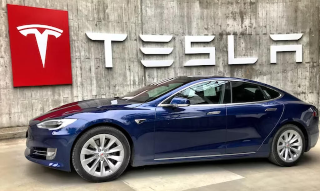 how-long-does-a-tesla-battery-last-latest-tesla